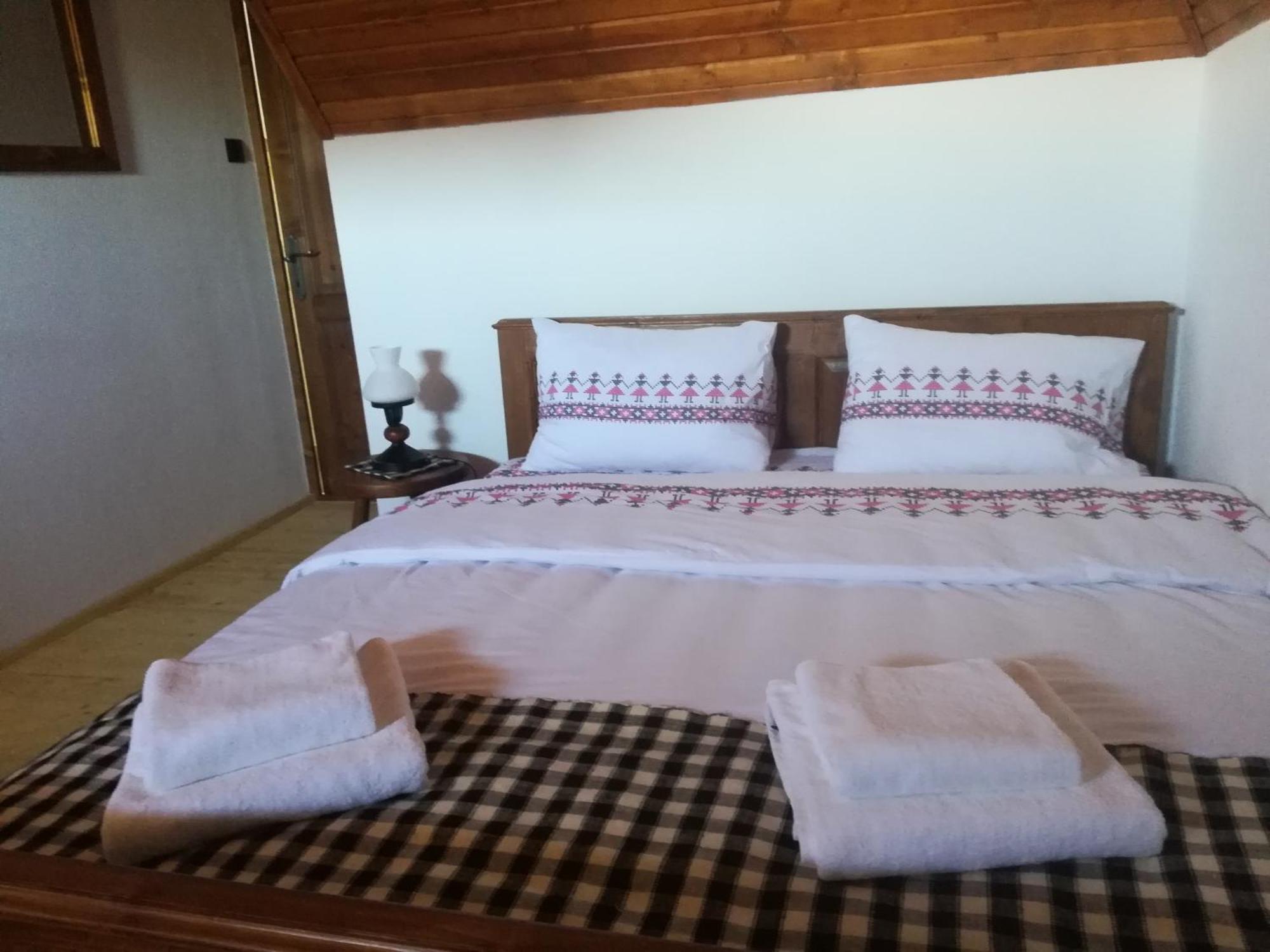Casa Din Susani Calinesti  Rom bilde